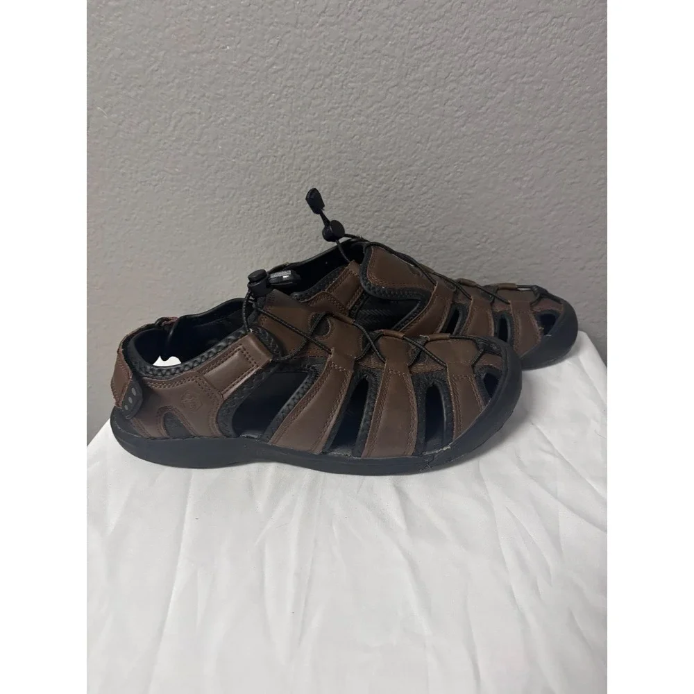 Khombu Mens 10 Travis Fisherman Sandals Brown Closed Toe Bungee Gorpcore Hiking